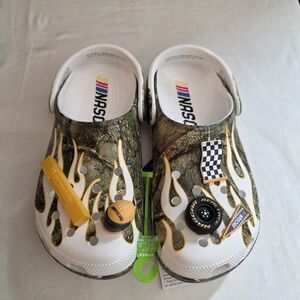 Crocs NASCAR Realtree Classic Clog Womens 9 Mens 7‎ Camo Outdoor Country Slip On